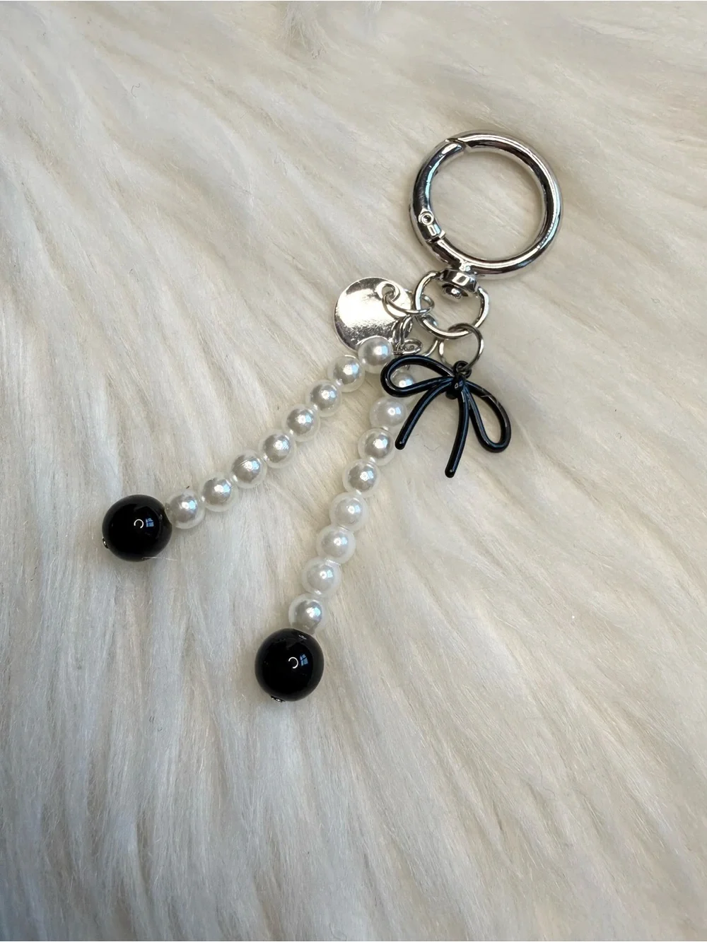 Pearl Beaded black bow Keychain bag charm